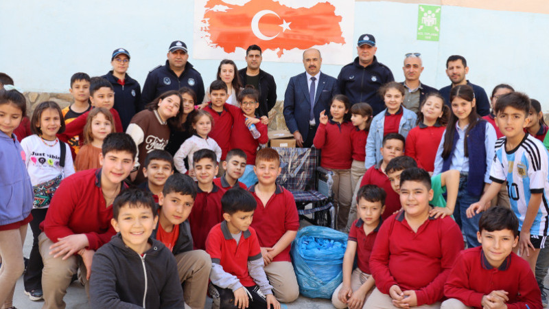 BAŞKAN ÖZCAN’DAN DUYARLI ÇOCUKLARA SÜRPRİZ