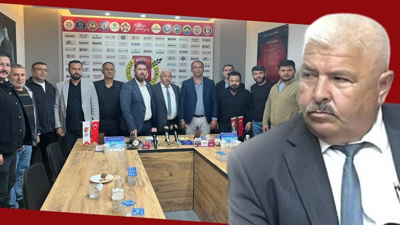 Ali Çetinkaya Yeniden Sahnede!