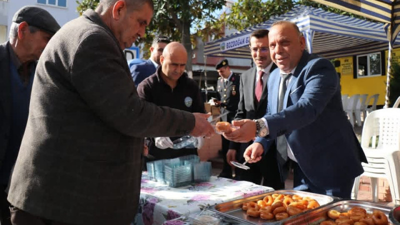 BOZDOĞAN BELEDİYESİ’NDEN ATATÜRK VE ŞEHİTLER ANISINA LOKMA HAYRI