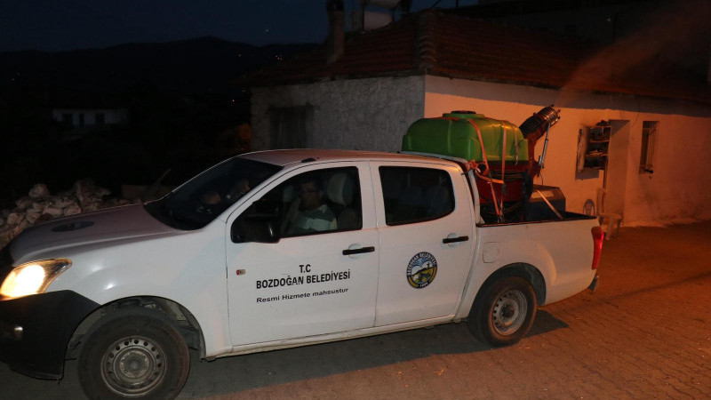 Bozdoğan Belediyesi sahada: İlaçlama çalışmaları başladı